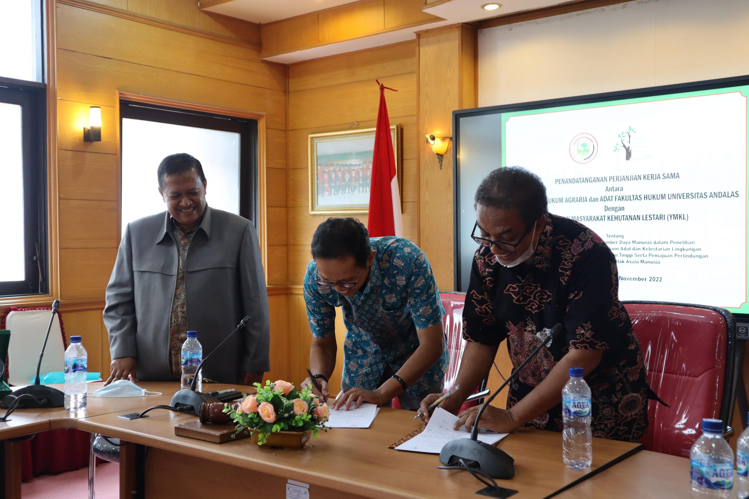 “Merdeka Belajar Kampus Merdeka, PAgA FHUA jalin kerjasama dengan Yayasan Masyarakat Kehutanan Lestari”